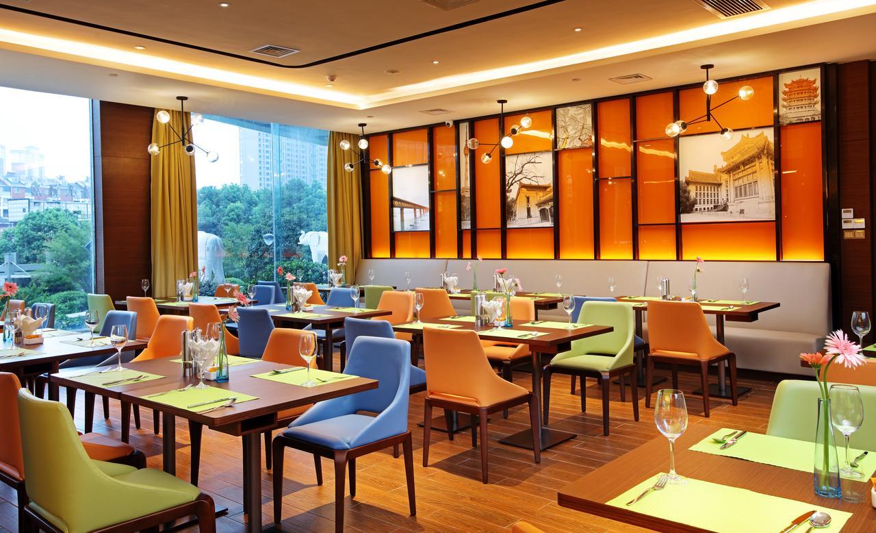 Hampton By Hilton Wuhan Tianhe Airport East 외부 사진